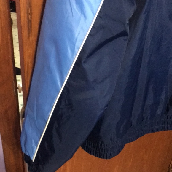 TITAN NFL COAT XL ❤️💙 - Picture 9 of 15